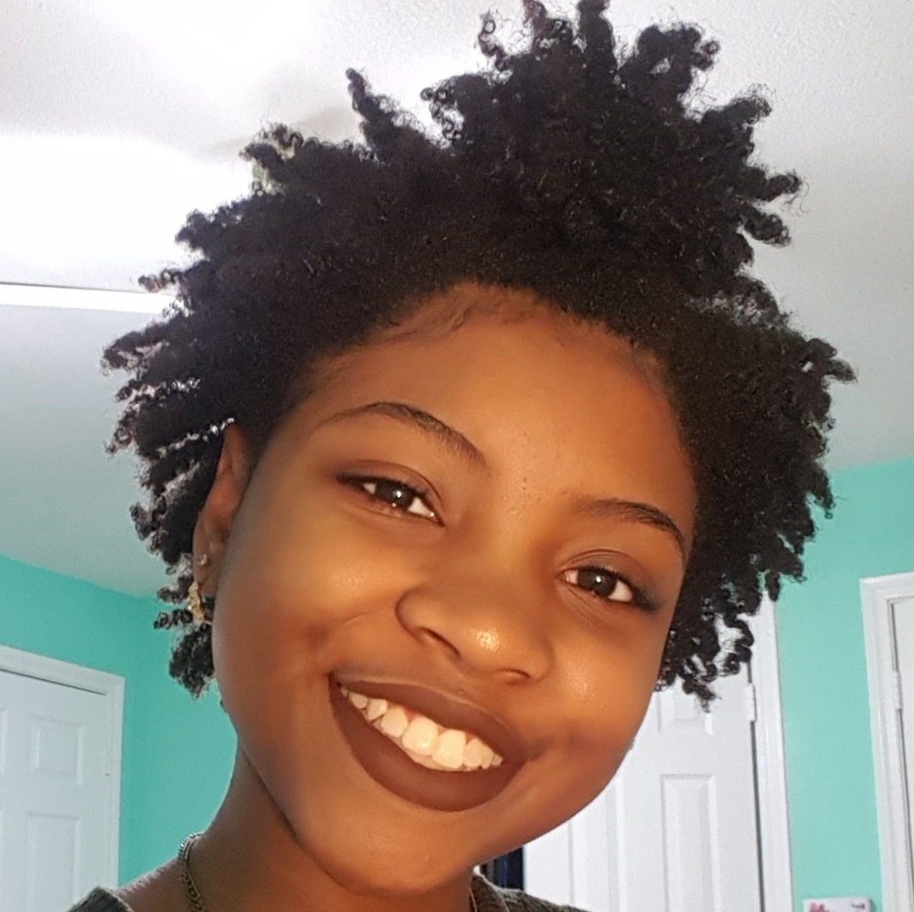 Meet your Posher, Lauren